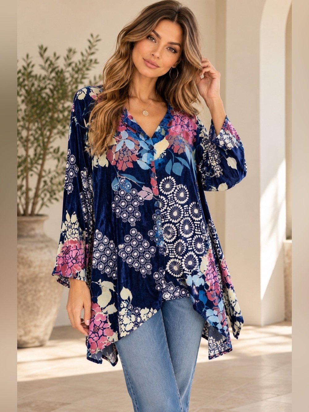 Johnny Was Sierra Burnout Velvet Floral Tunic Top Navy Blue Size L NWT